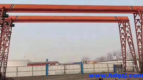 龍門(mén)吊的滲油位置如何維修？